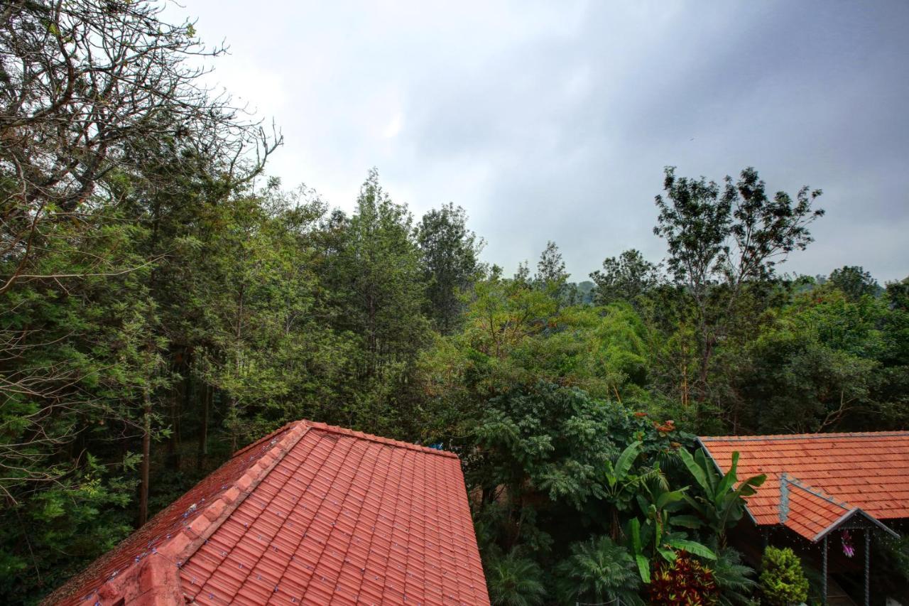 Gokulam Grand Resort & Spa, Coorg Kushalnagar Exterior photo
