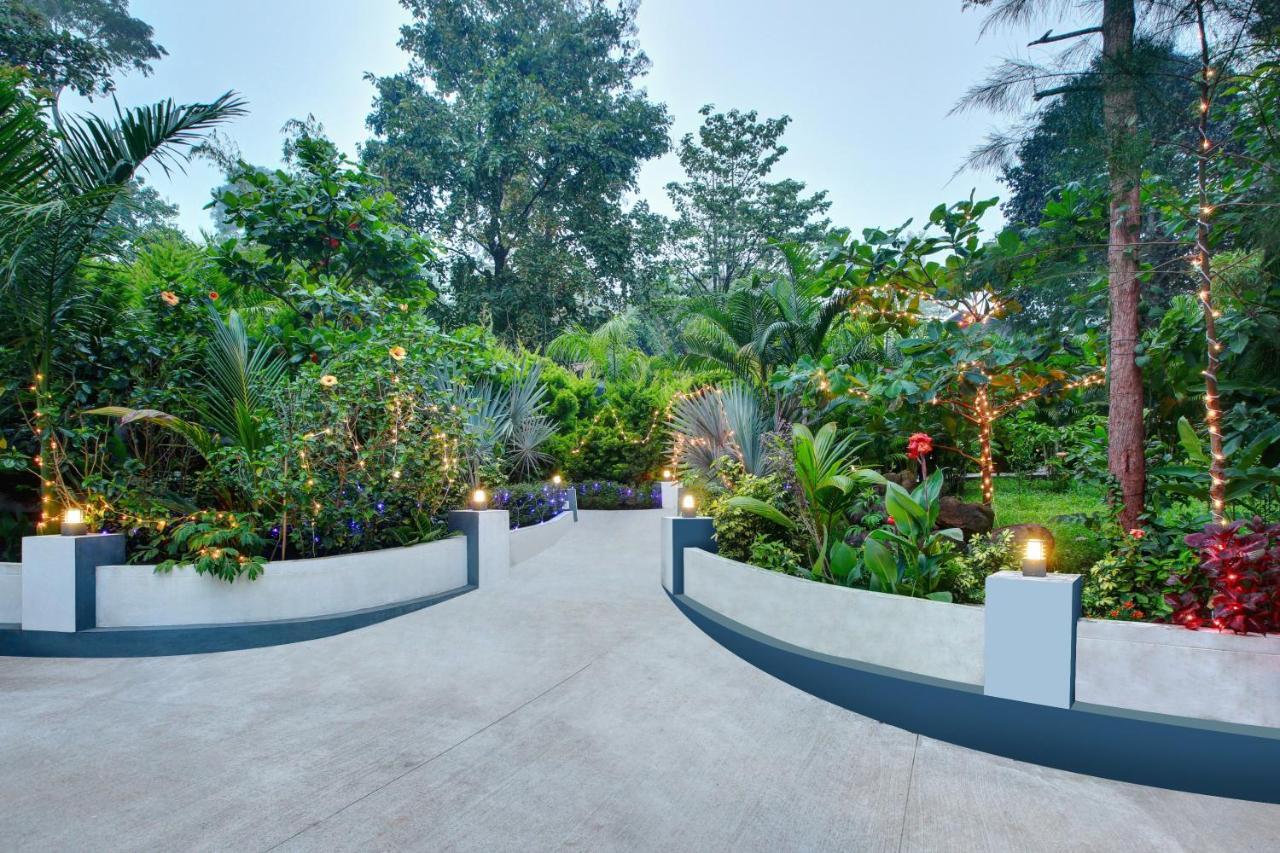 Gokulam Grand Resort & Spa, Coorg Kushalnagar Exterior photo